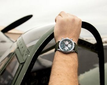 Forever reproduction watches online are cool in the military style.